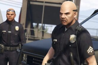 Ação intensa de policiais em GTA Online, ação eletrônica da Rockstar Games.