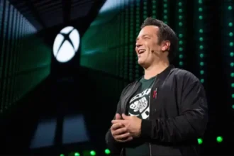 Phill Spencer, chefe do Xbox, promete melhorias nas adaptações de jogos após Halo.