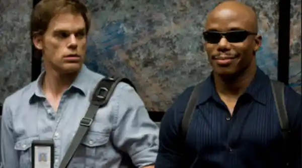 Resumo da 2ª temporada de Dexter Resumo da 2ª temporada de Dexter