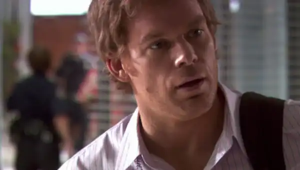Resumo da 1ª temporada de Dexter Resumo da 1ª temporada de Dexter