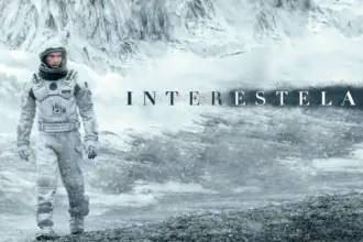 Análise do filme Interestelar, dirigido por Christopher Nolan, com resumo e explicação detalhada.