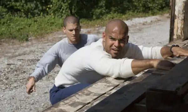 Resumo da 2ª temporada de Prison Break Resumo da 2ª temporada de Prison Break