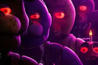 História completa de Five Nights at Freddys com personagens e enredo misterioso.